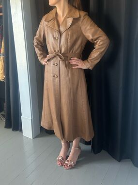 Vintage 1970s Genuine Leather Trench Coat — Belted, Zip-Out Faux Fur Lining